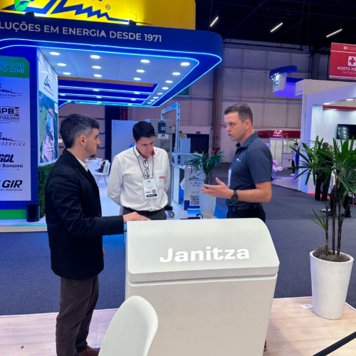 Estande-Janitza-e-Jensys-3